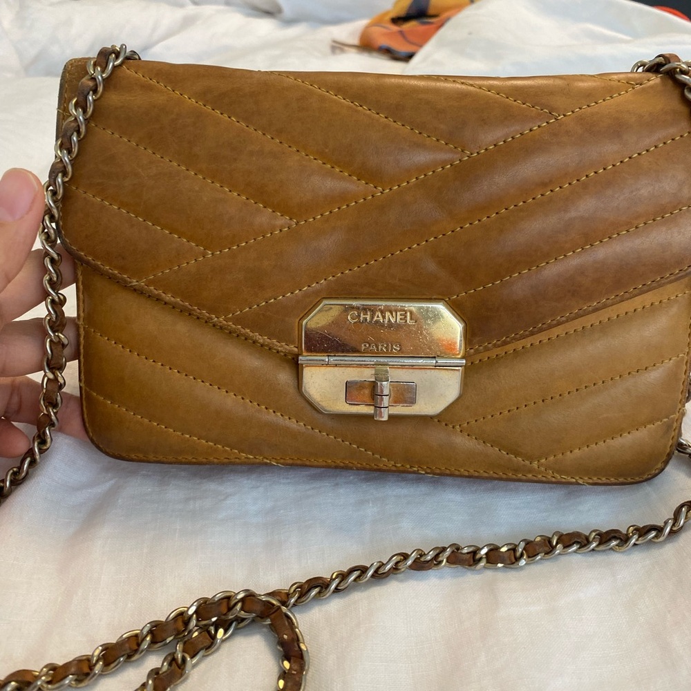 Chevron Quilted Leather Flap Crossbody Bag Gem